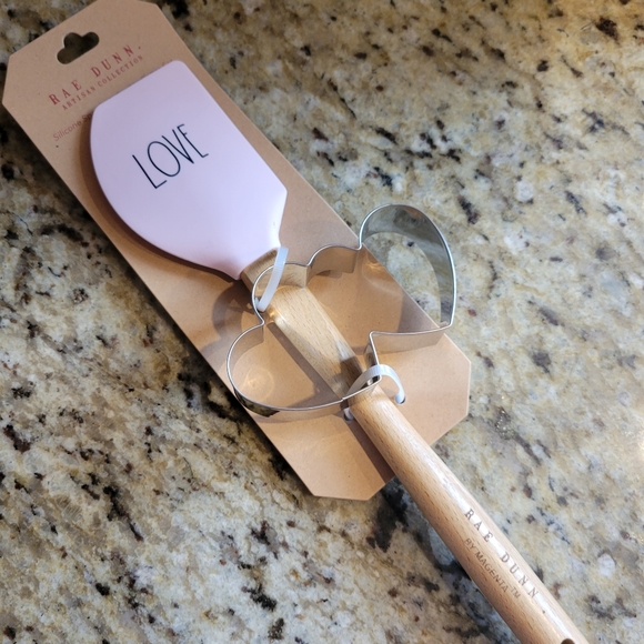 RaeDunn- Valentine's Day Bundle - Picture 4 of 6